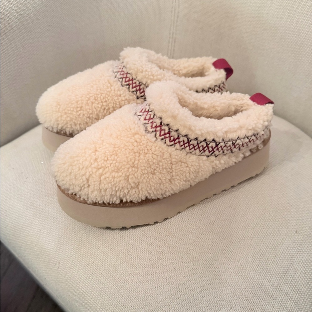 Cozy Cream Shearling Platform Slippers